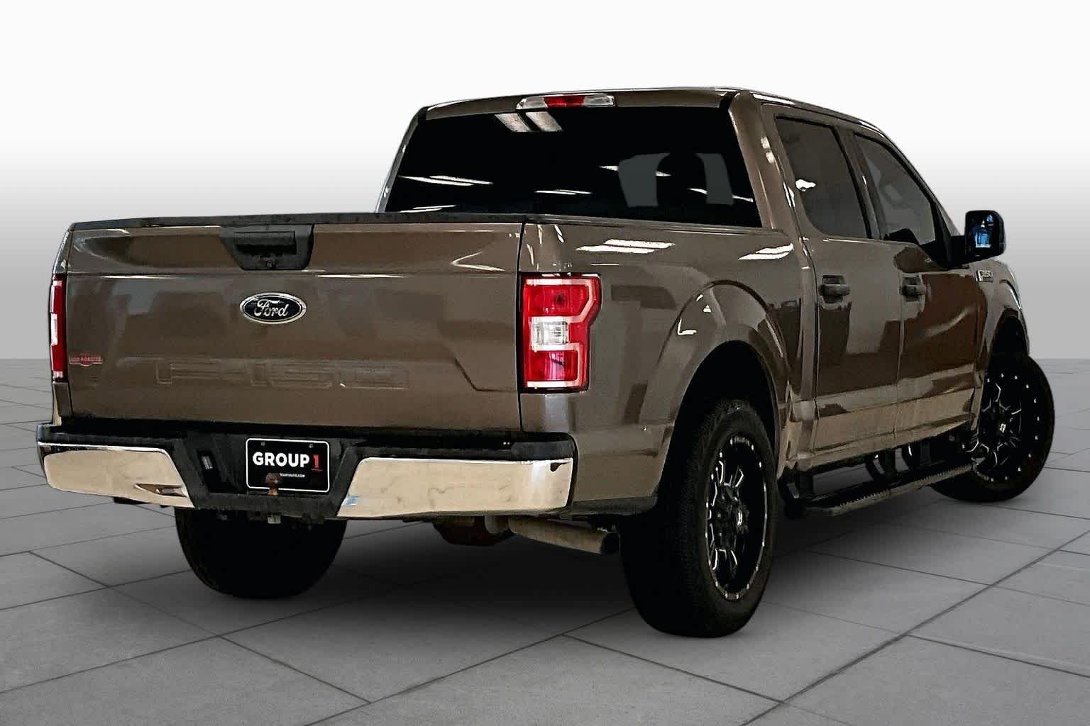 Used 2019 Stone Gray Metallic Ford XLT image 12
