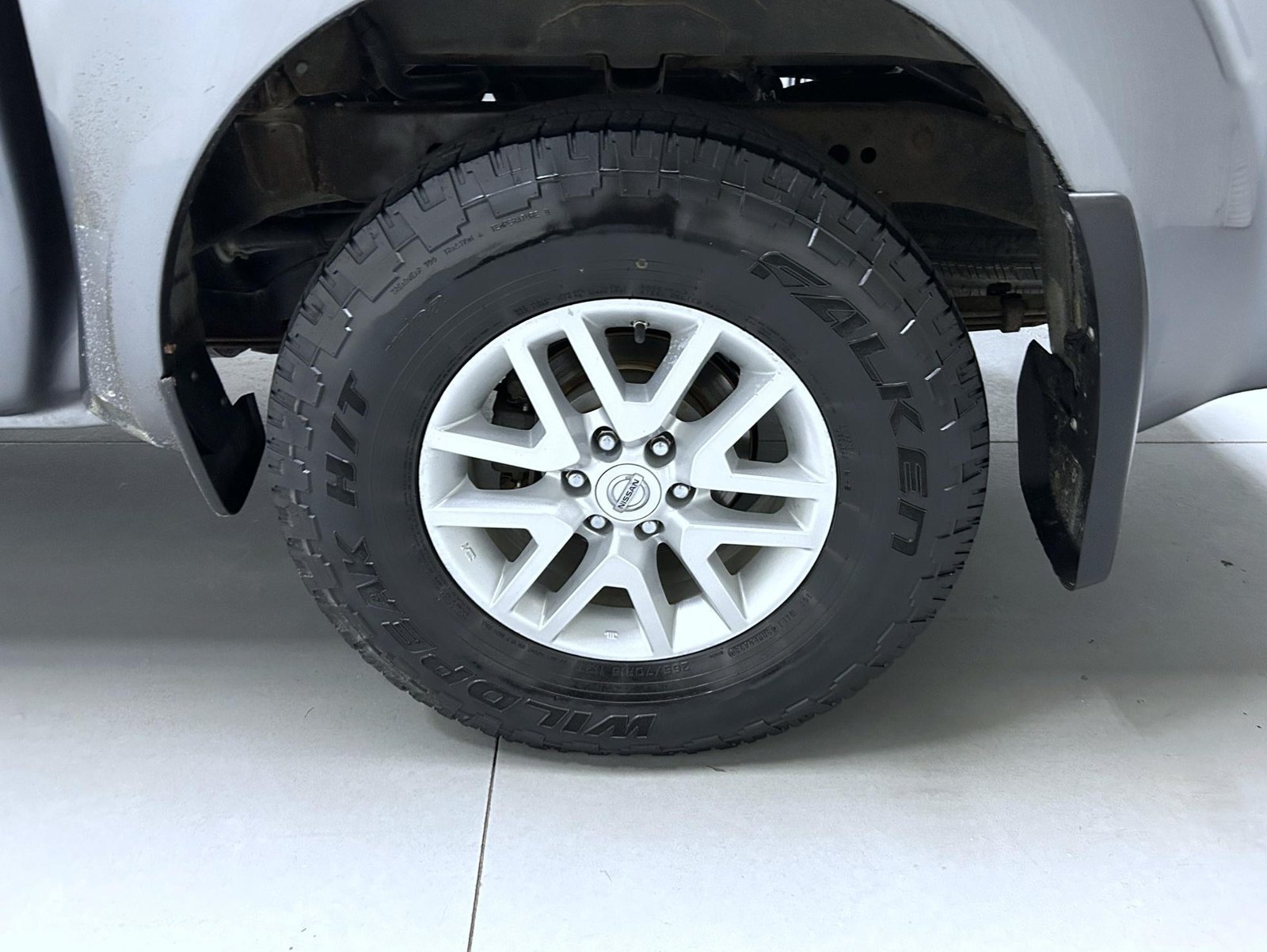 Used 2018 Gray Nissan SV image 21