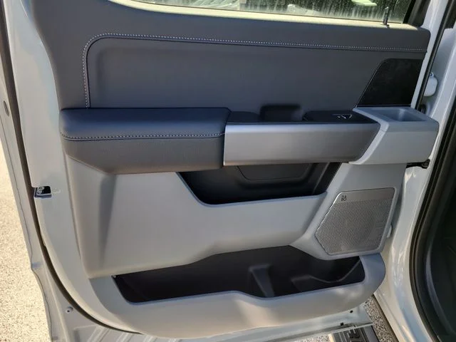 New 2026 Avalanche Ford XLT image 12