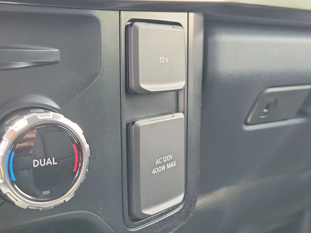 New 2026 Star White Metallic Tri-Coat Ford F-250® Lariat® image 28