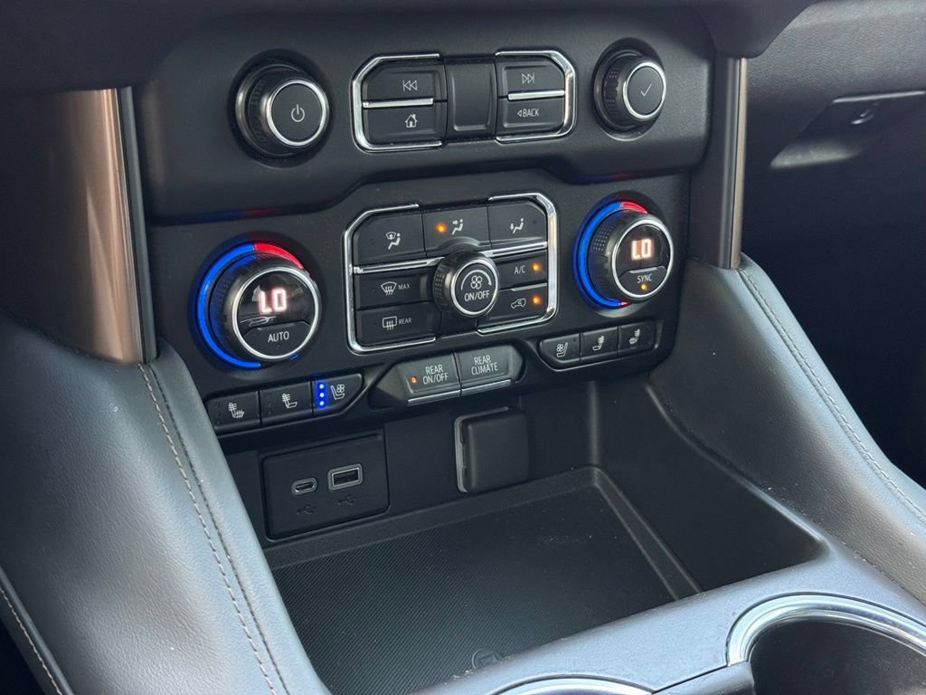 Used 2021 MIDNIGHT BLUE METALLIC Chevrolet High Country image 34