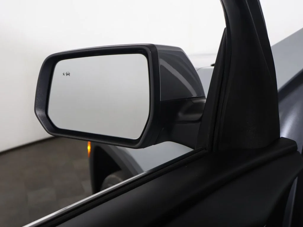 Used 2023 Gray Chevrolet LT image 34