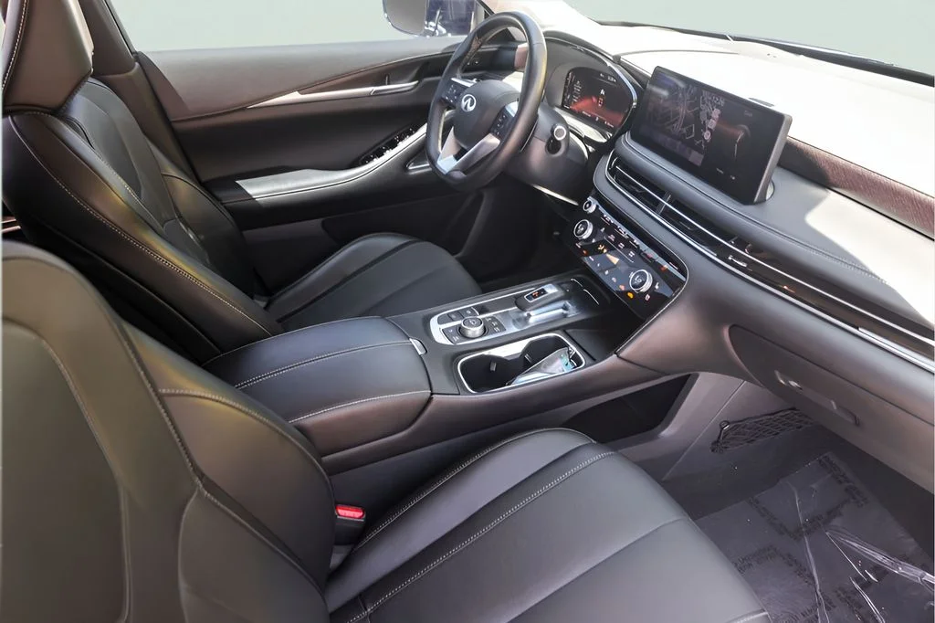 Used 2023 Silver INFINITI Sensory image 34