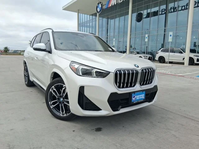 2025 BMW X1 28i