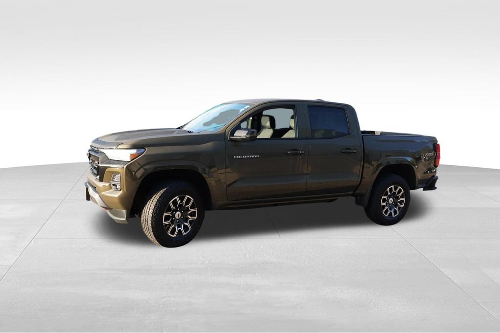 2023 Chevrolet Colorado Z71 - Photo 10