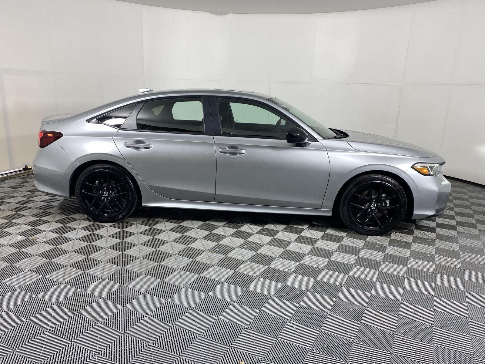 Used 2026 Solar Silver Metallic Honda Sport image 9
