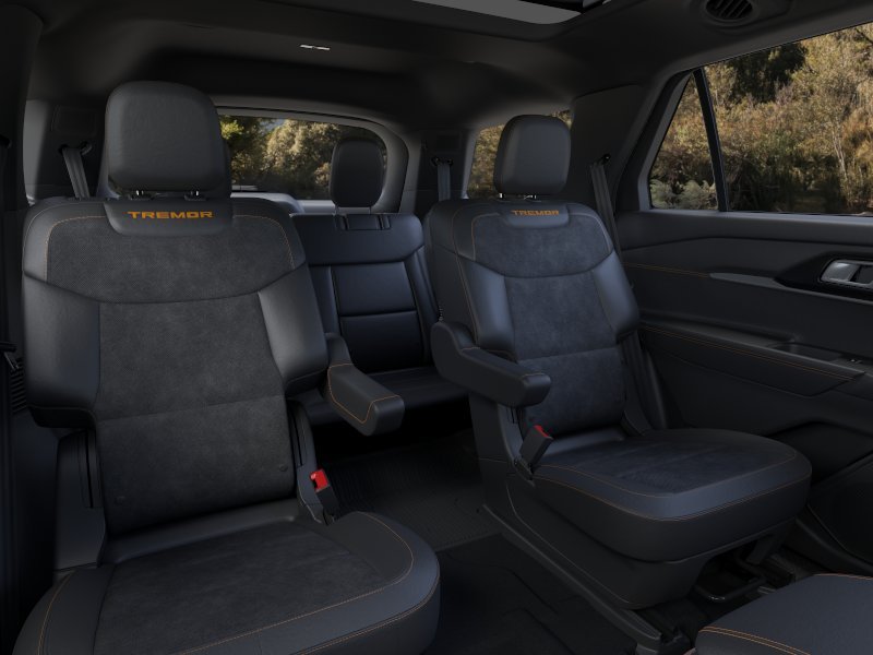 New 2026 Star White Metallic Tri-Coat Ford Tremor® image 11