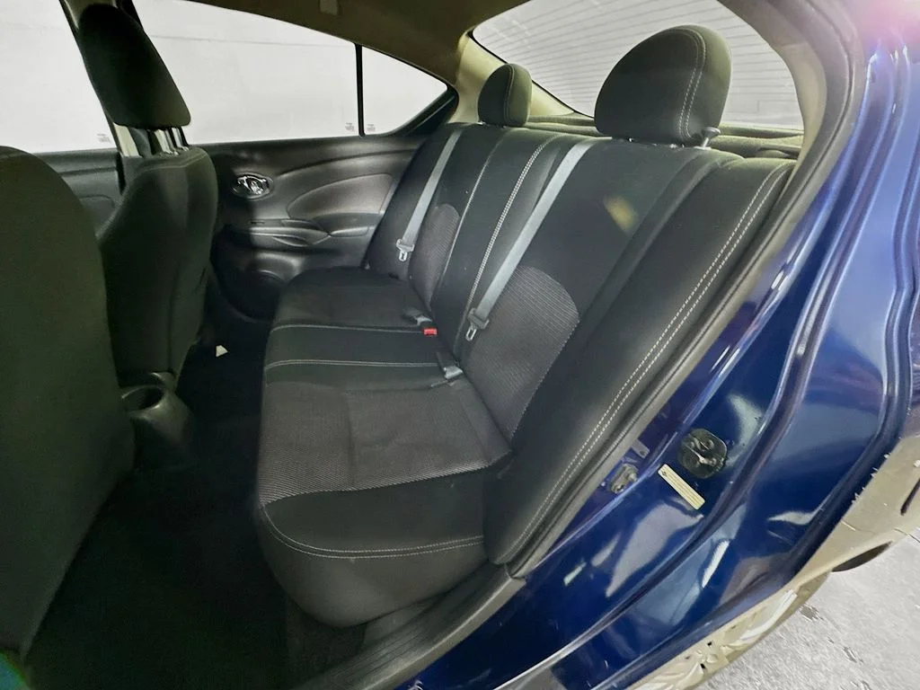 Used 2018 Blue Nissan 1.6 SV image 26