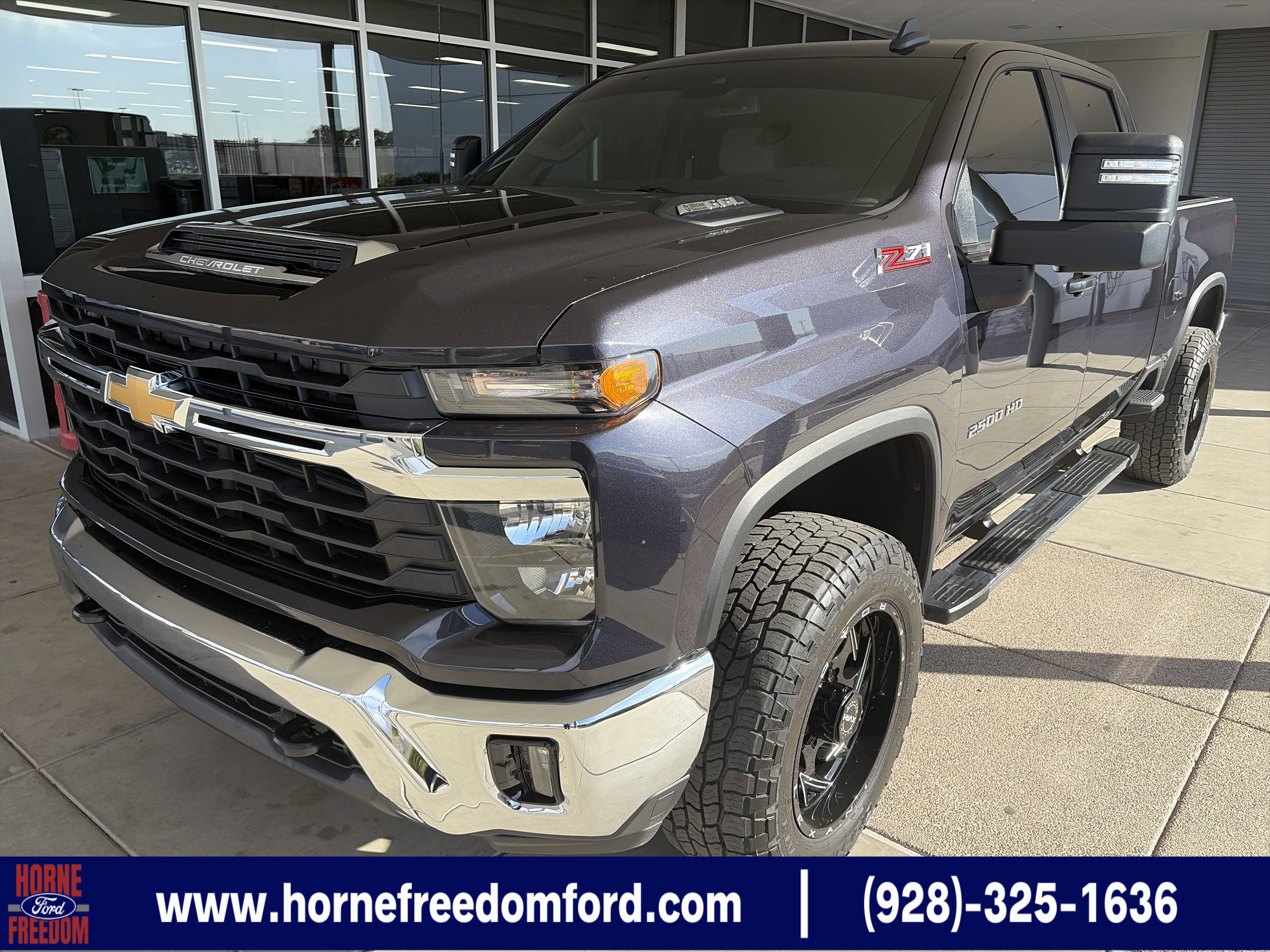 2024 Chevrolet Silverado HD LT 4WD Crew Cab Standard Box's photo