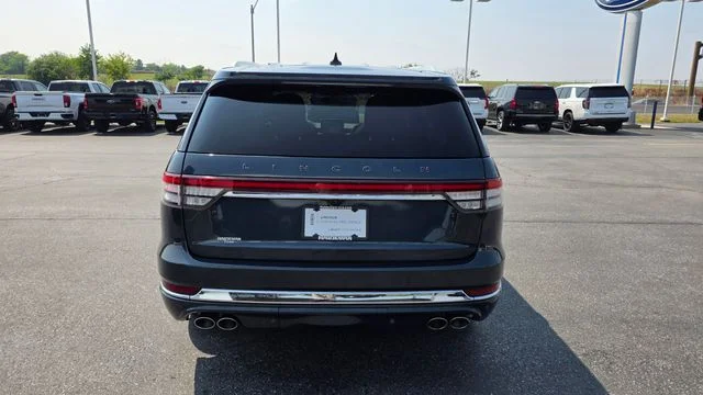 Certified Used 2020 Flight Blue Lincoln Black Label image 6