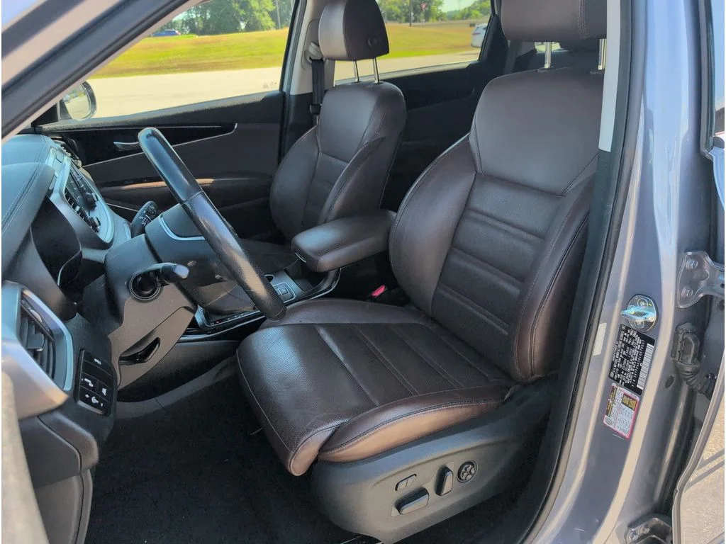 Used 2020 SILVER Kia 4d SUV FWD SX image 10