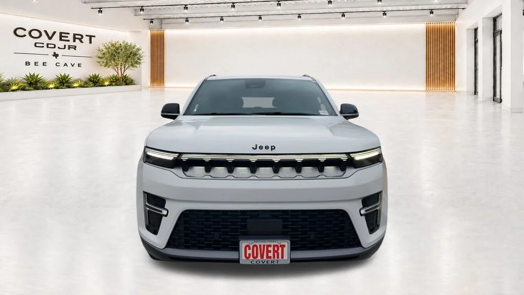 New 2026 Bright White Clear-Coat Exterior Paint Jeep  image 3