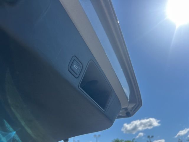 Used 2023 Silver GMC SLE image 32