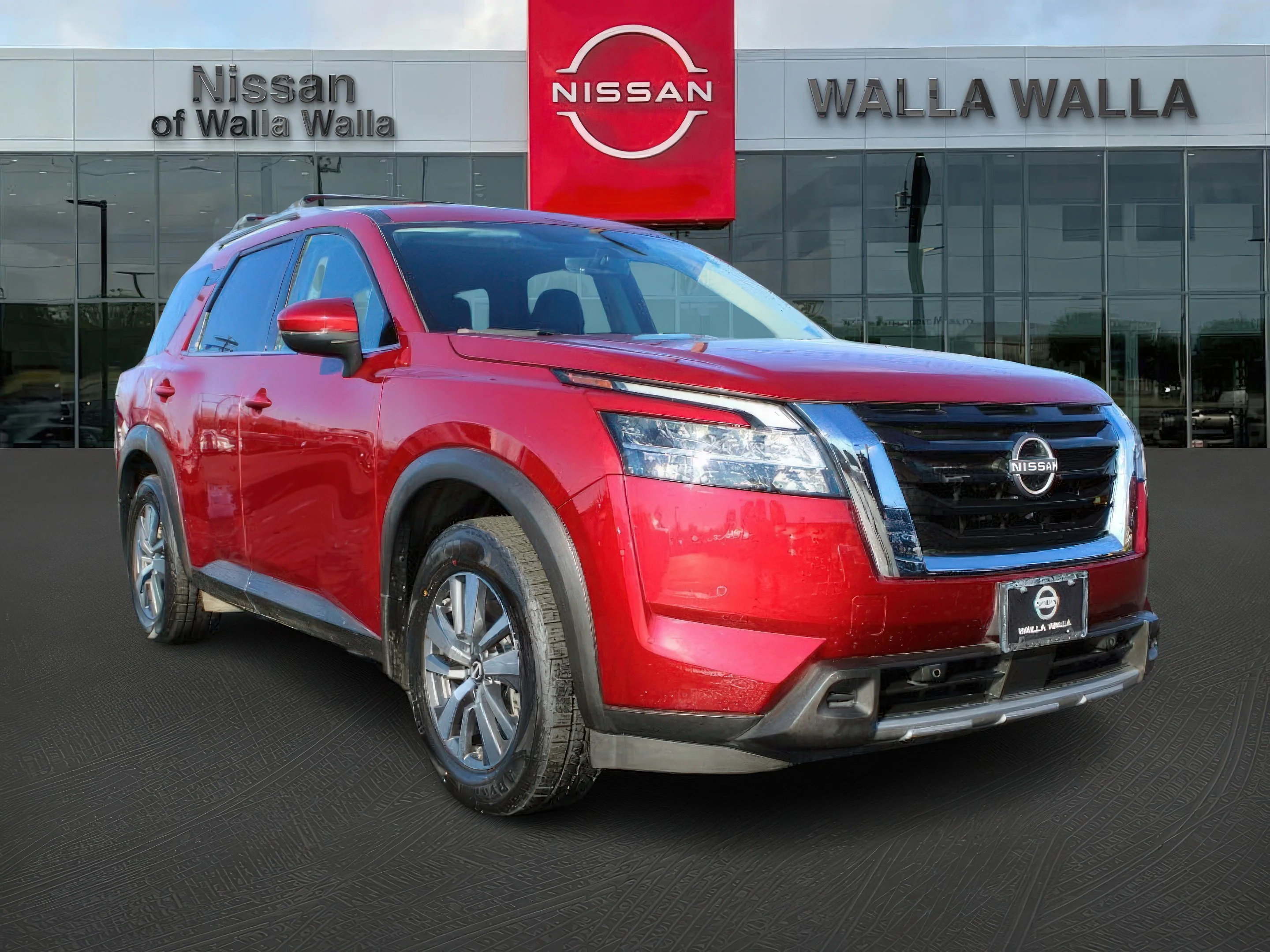 2024 Nissan Pathfinder SL 4WD's photo
