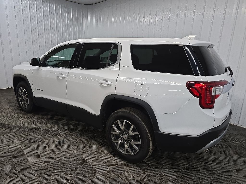 Used 2023 White GMC SLE image 9