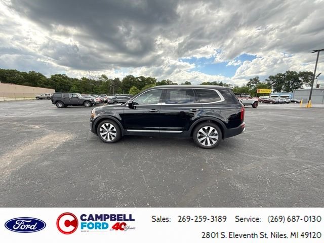 Used 2022 Black Kia SX image 6