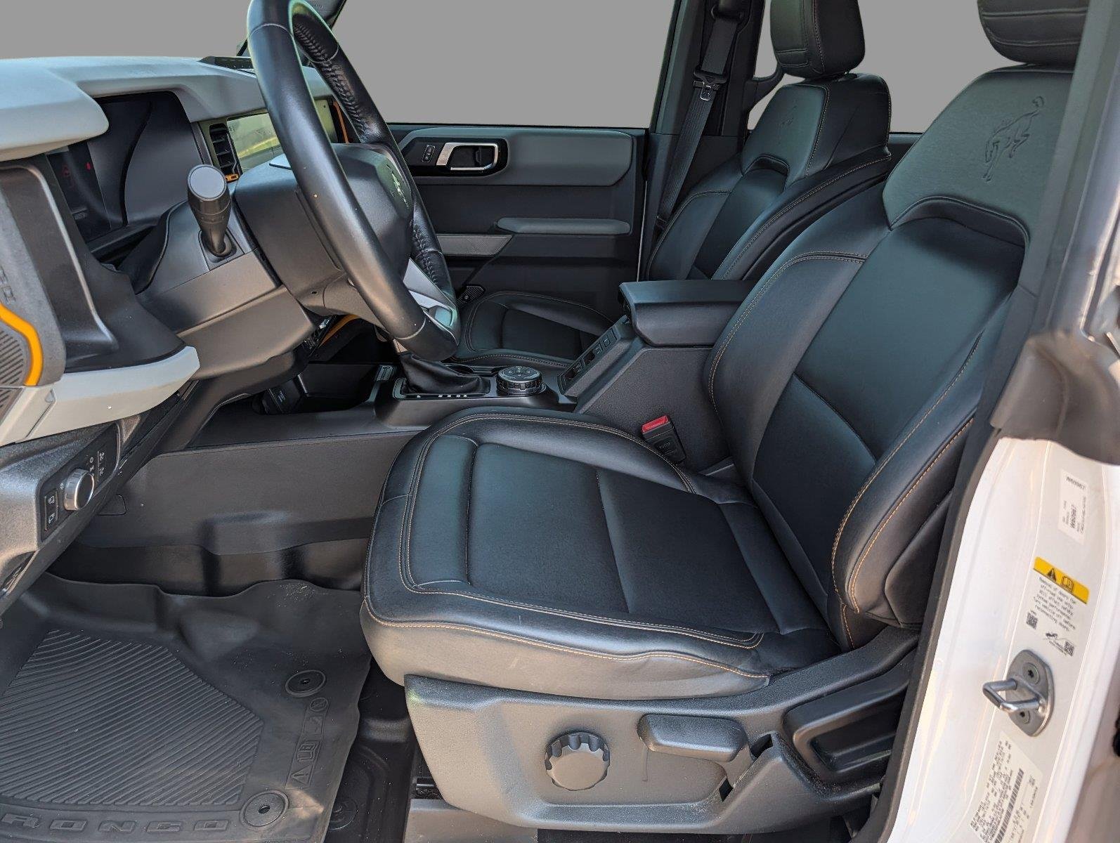 Used 2021 Oxford White Ford Badlands Advanced image 10