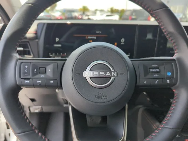 Used 2025 White Nissan SR image 44