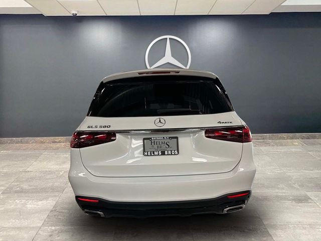 Certified Used 2025  Mercedes-Benz GLS 580 image 4