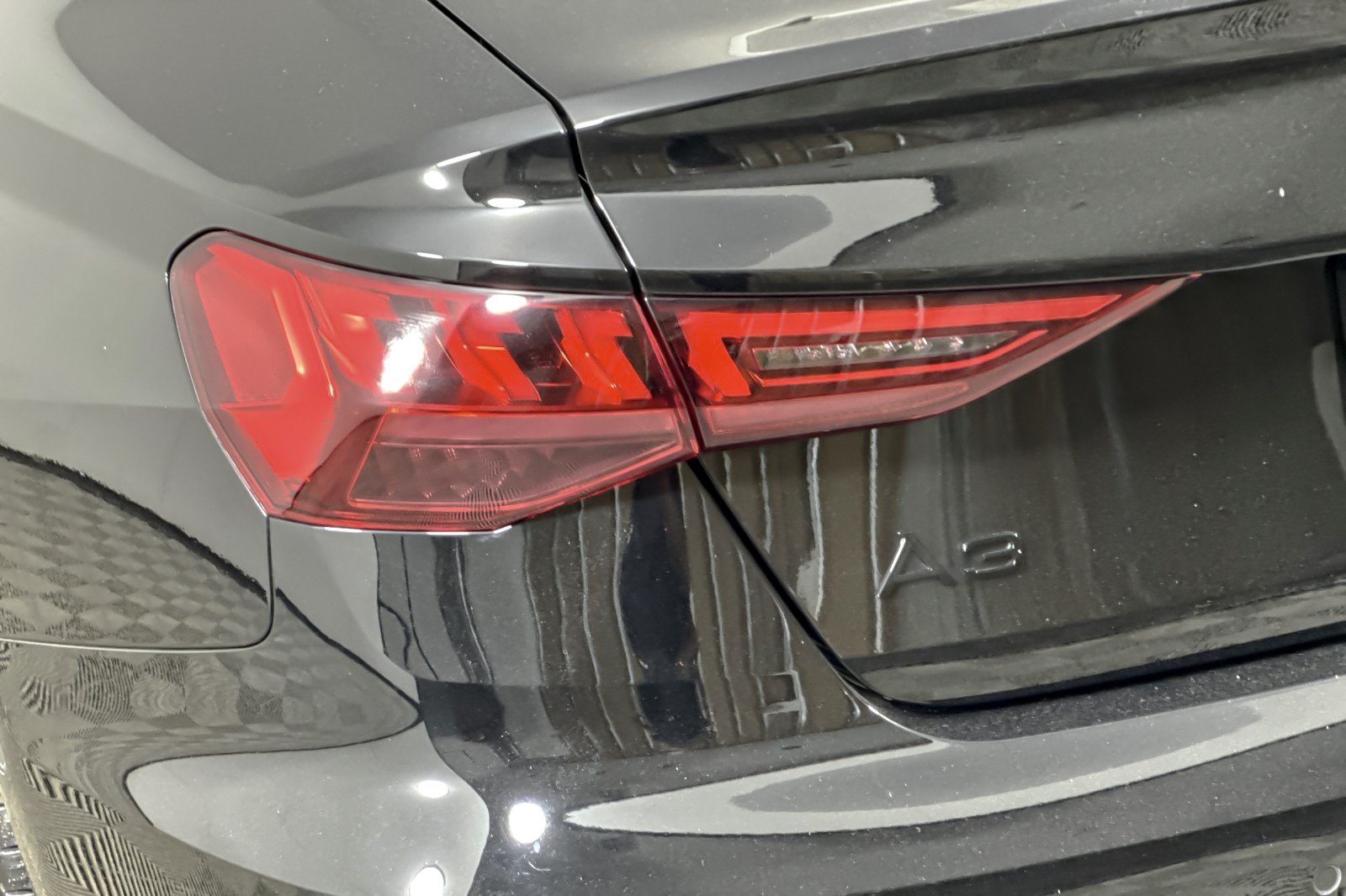 Used 2023 Brilliant Black Audi Premium 40 TFSI quattro image 25