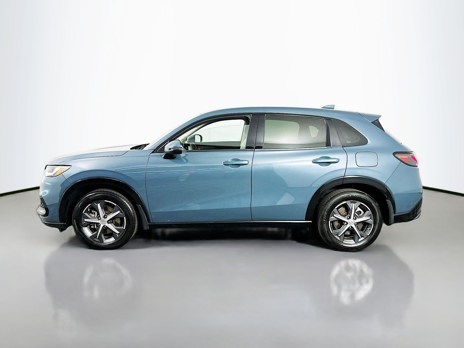 Used 2024 Blue Honda EX-L image 5
