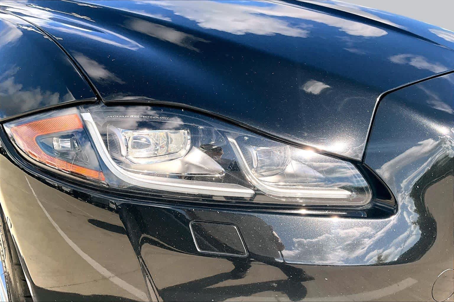 Used 2017 Ultimate Black Metallic Jaguar XJ R-Sport image 25
