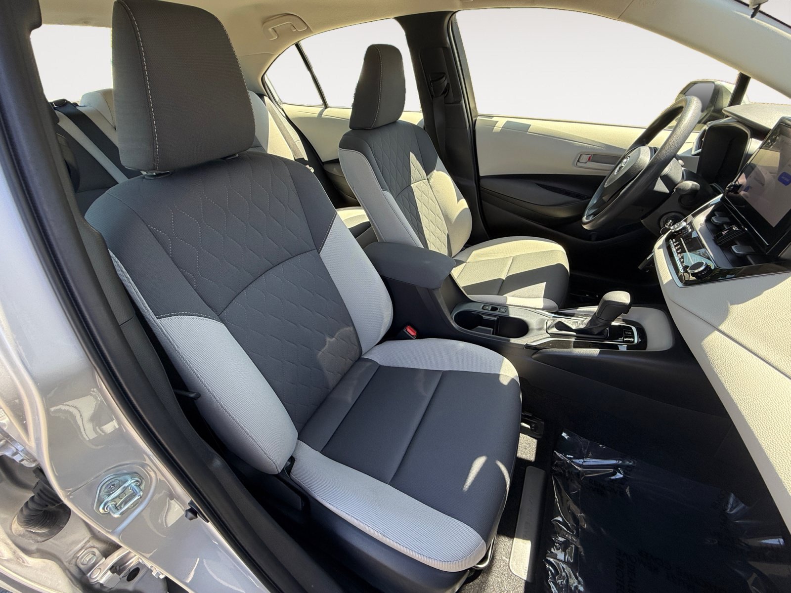 Used 2023 Classic Silver Metallic Toyota LE image 19