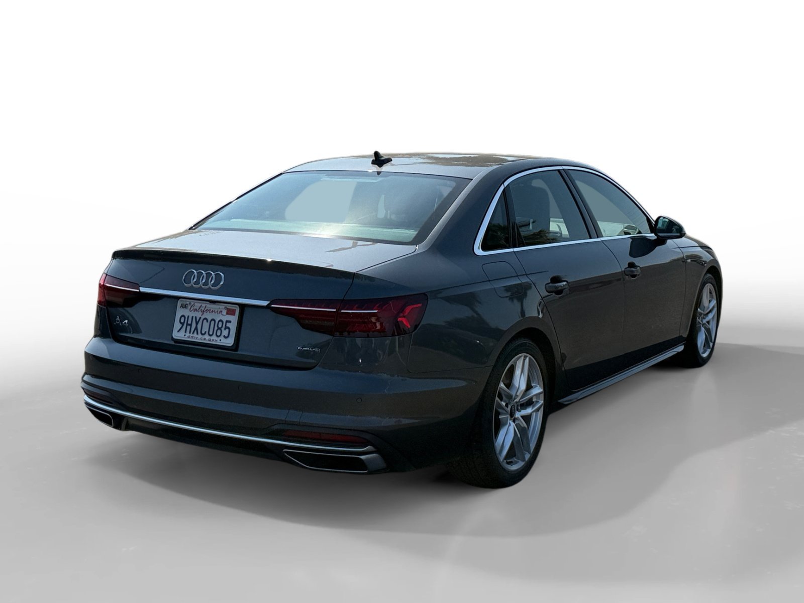 Used 2023 Daytona Gray Pearl Audi 45 S line Premium Plus image 5