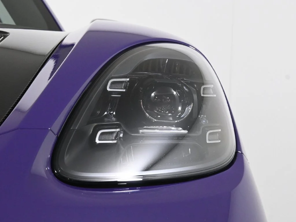 Certified Used 2025  Porsche GT4 RS image 11