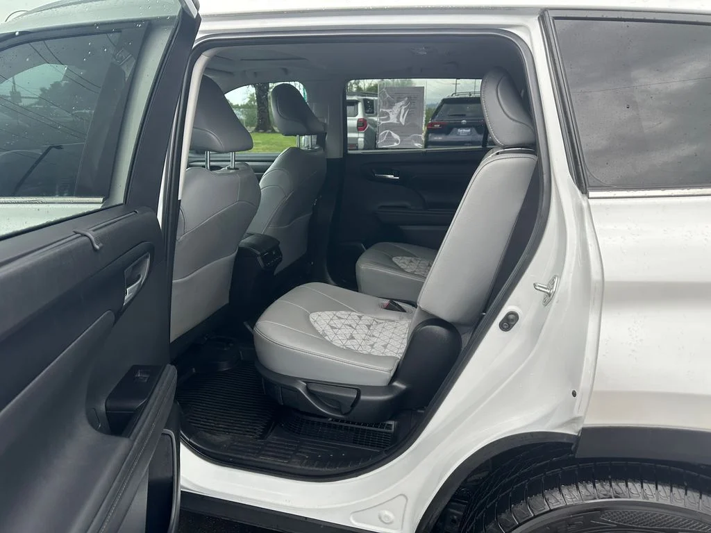 Used 2023 Beige Toyota Bronze Edition image 14