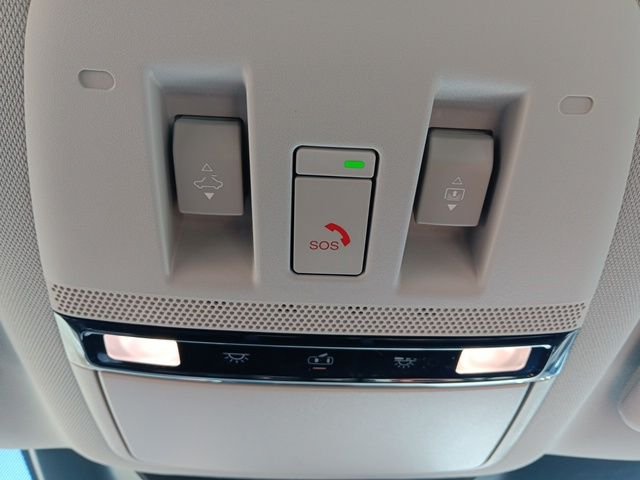 New 2026 Everest White Pearl TriCoat Nissan SL image 21