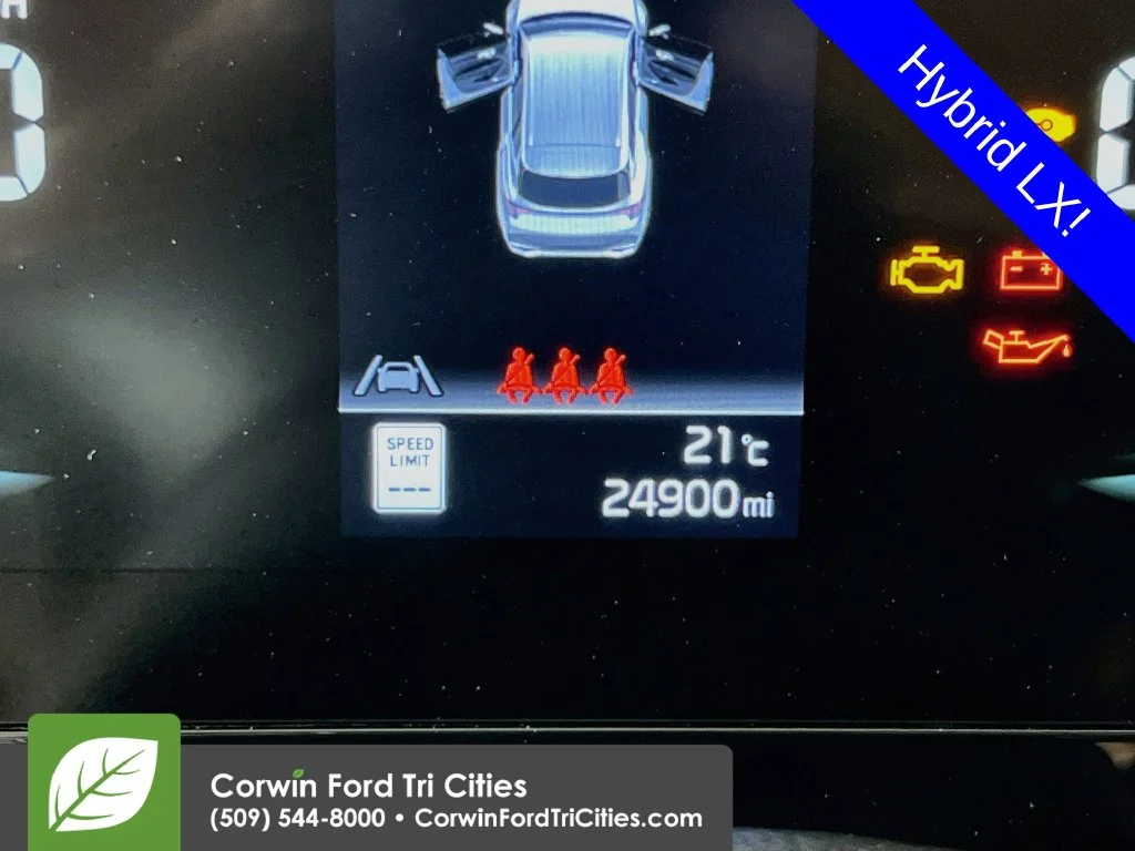 Used 2024 Gravity Gray Kia LX image 27