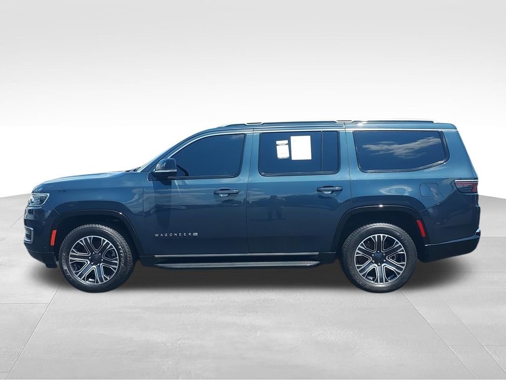 Used 2023 Gray Jeep Base image 5