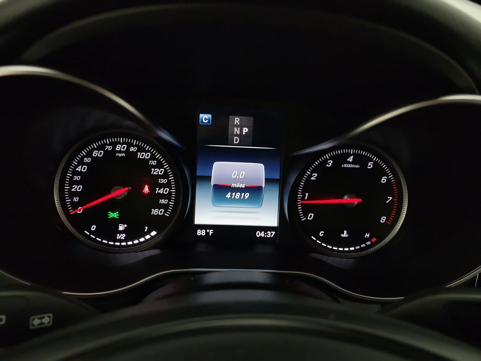 Used 2019 Polar White Mercedes-Benz GLC 300 4MATIC® SUV image 10