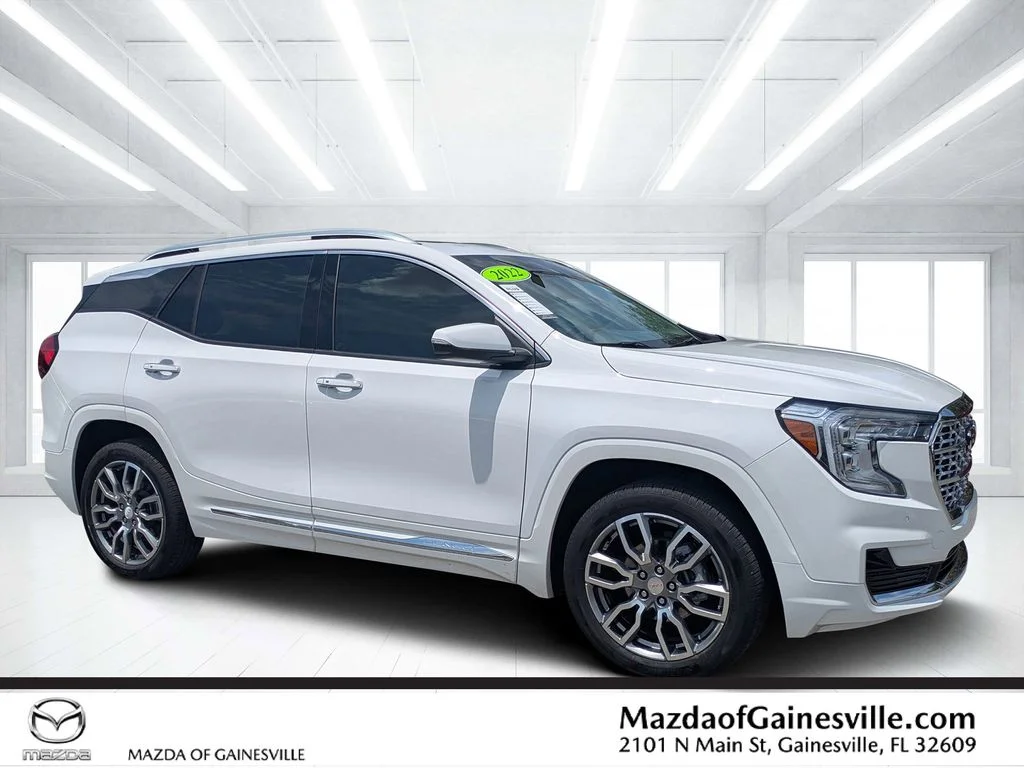 2022 GMC Terrain Denali AWD's photo