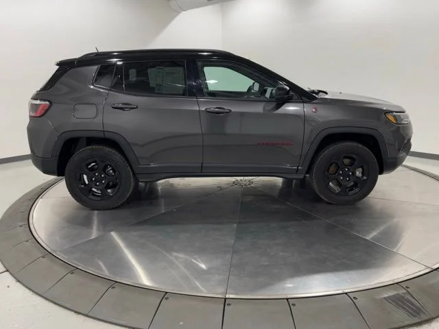 Used 2023 Gray Jeep Trailhawk image 6