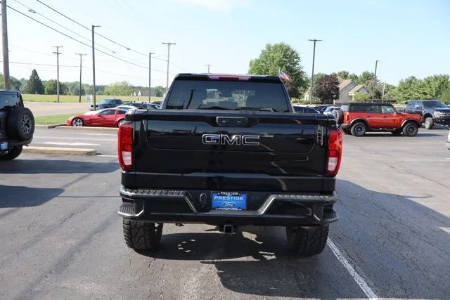 Used 2022 Black GMC Elevation image 6