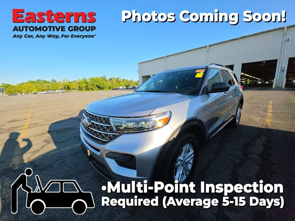 Used 2023 Silver Ford XLT image 1
