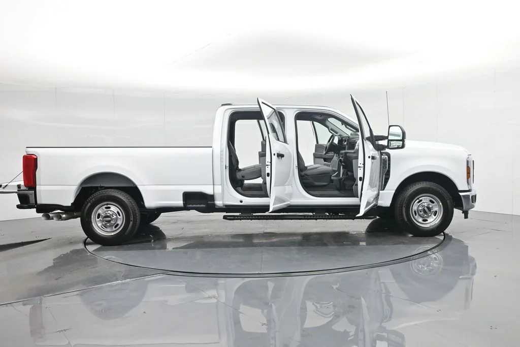 New 2026 White Ford XL image 4