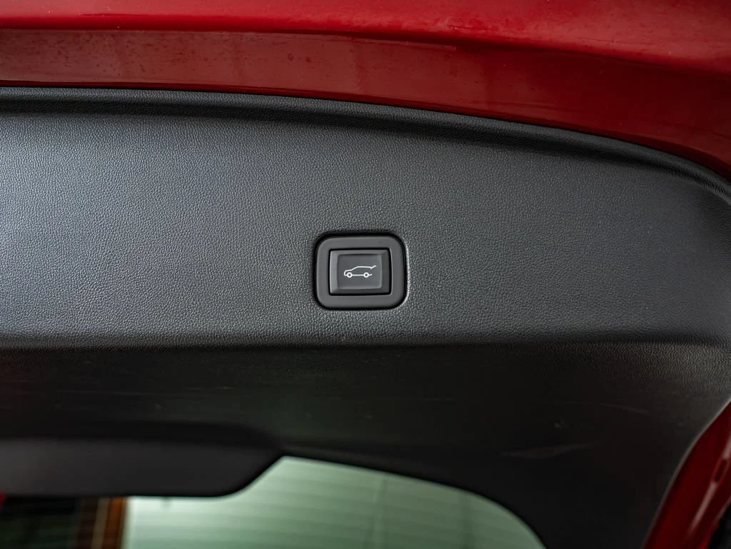 Used 2024 Red Acura  image 40