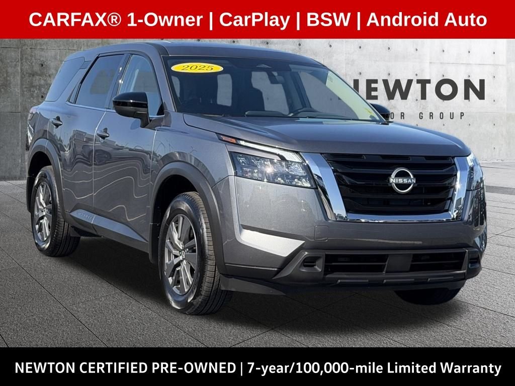 2025 Nissan Pathfinder S 2WD's photo