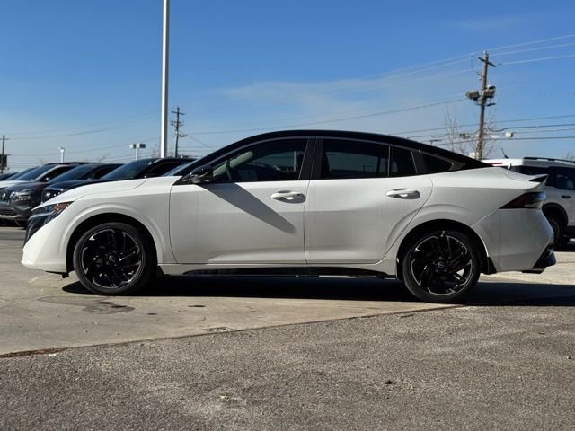 New 2026 White Nissan SR image 4