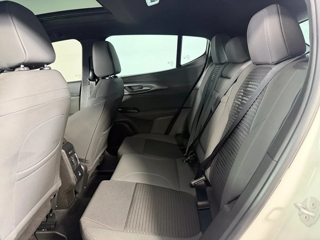 Certified Used 2025 White Alfa Romeo Base image 18