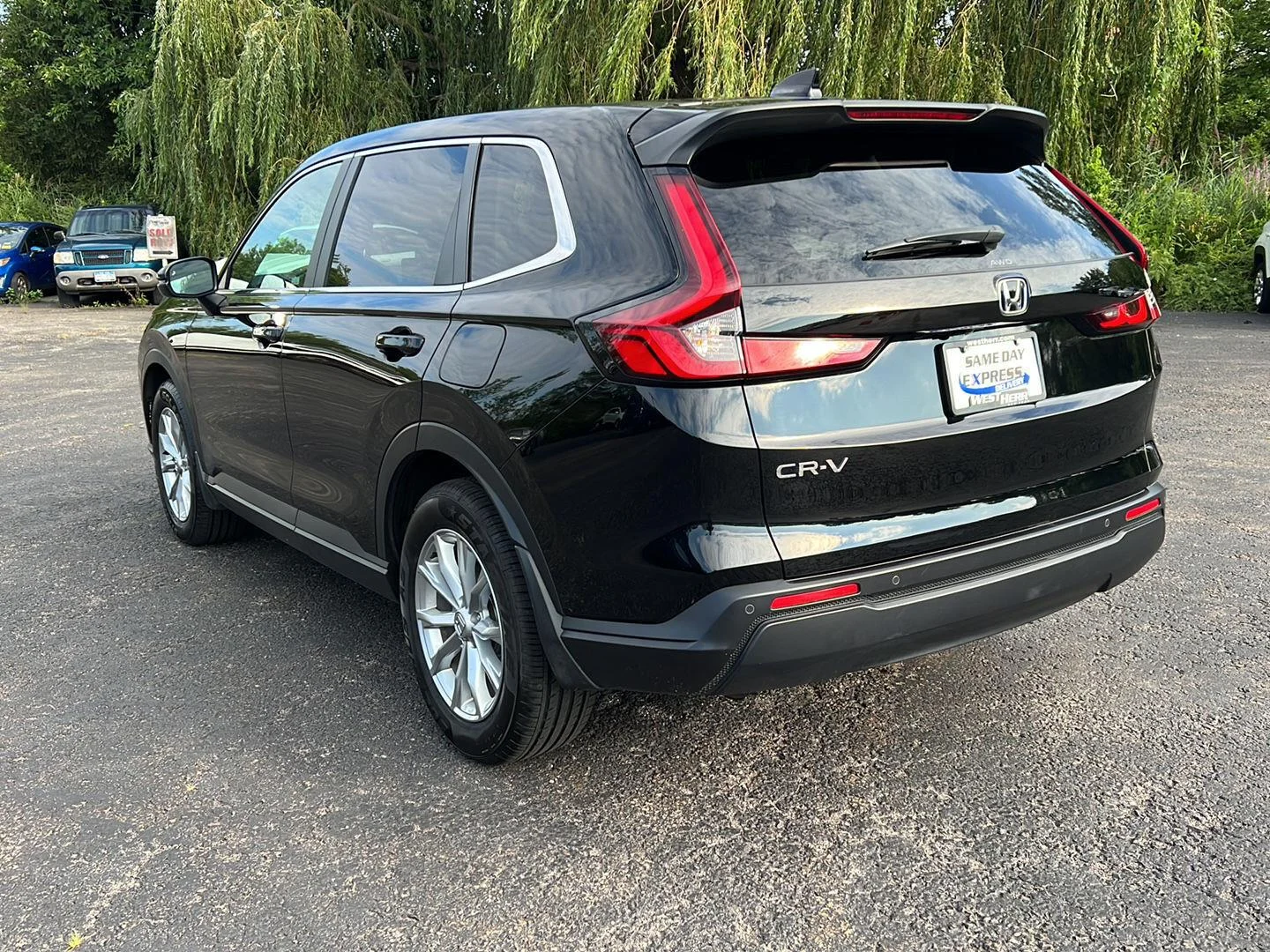 Used 2024 Crystal Black Pearl Honda EX-L image 5