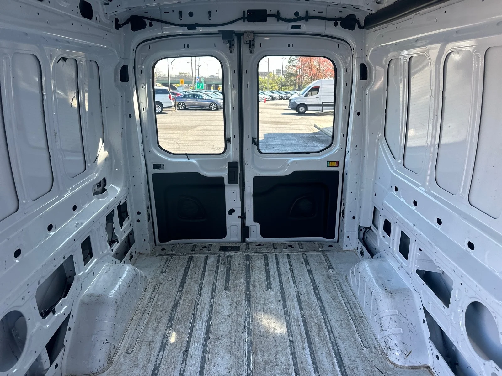 Used 2021 WHITE Ford  image 10