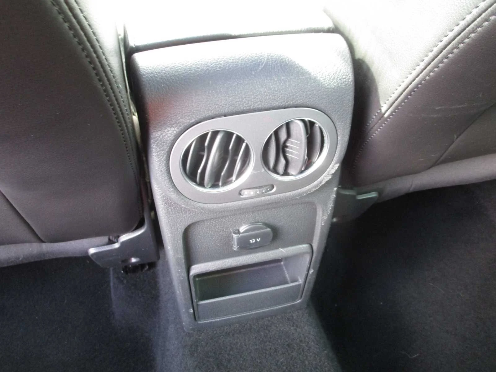 Used 2014 Pure White Volkswagen R-Line image 9