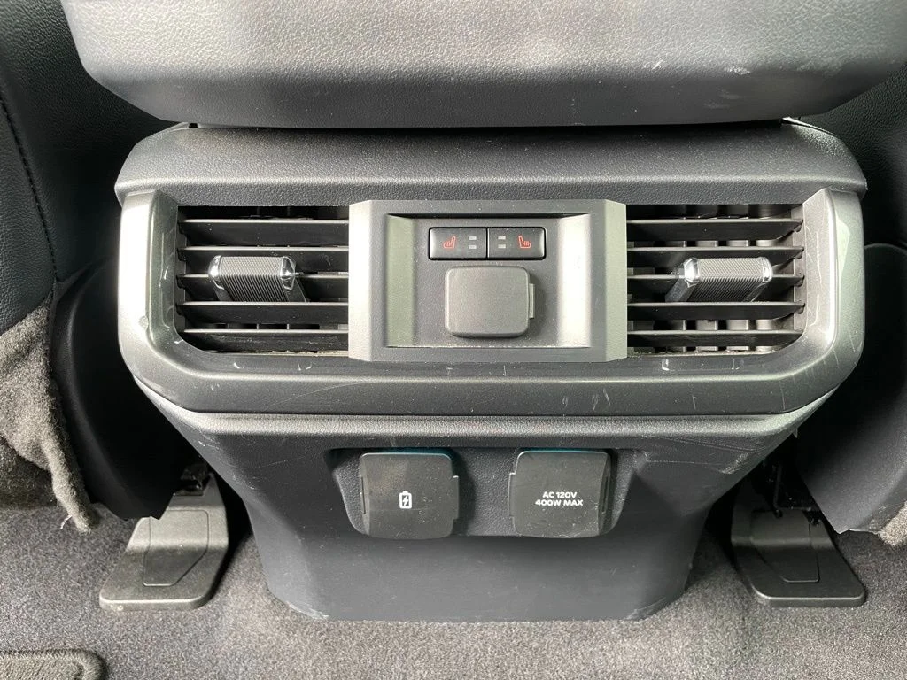 Used 2023 Black Ford Lariat image 63