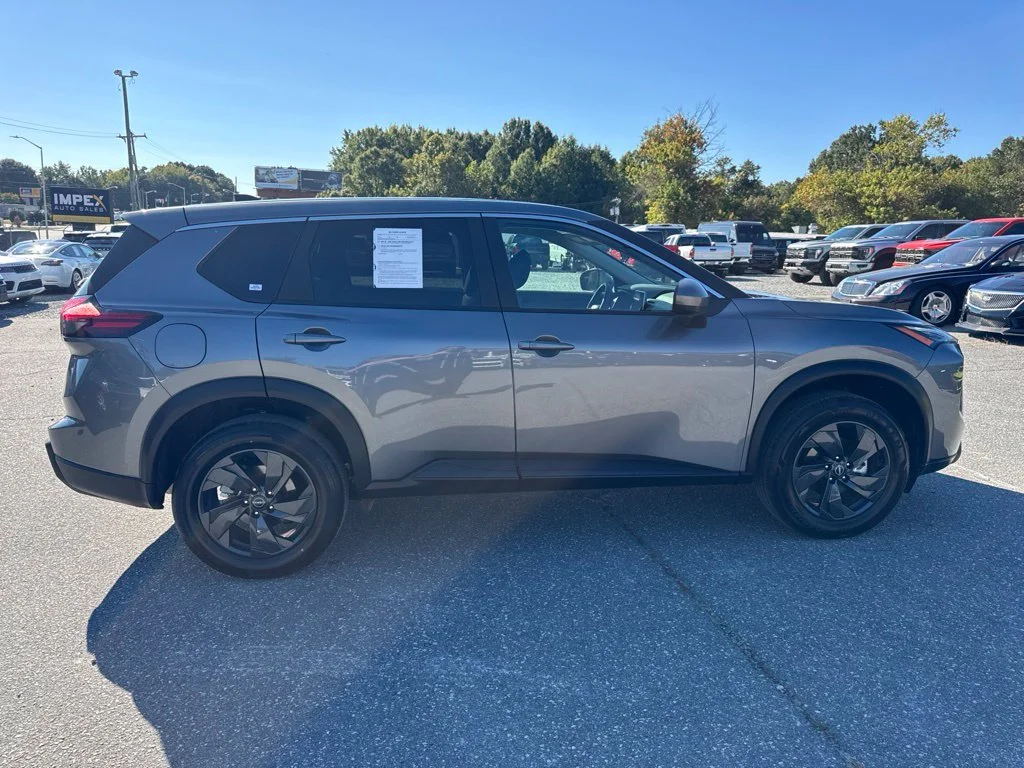 Used 2026 Gray Nissan SV image 6