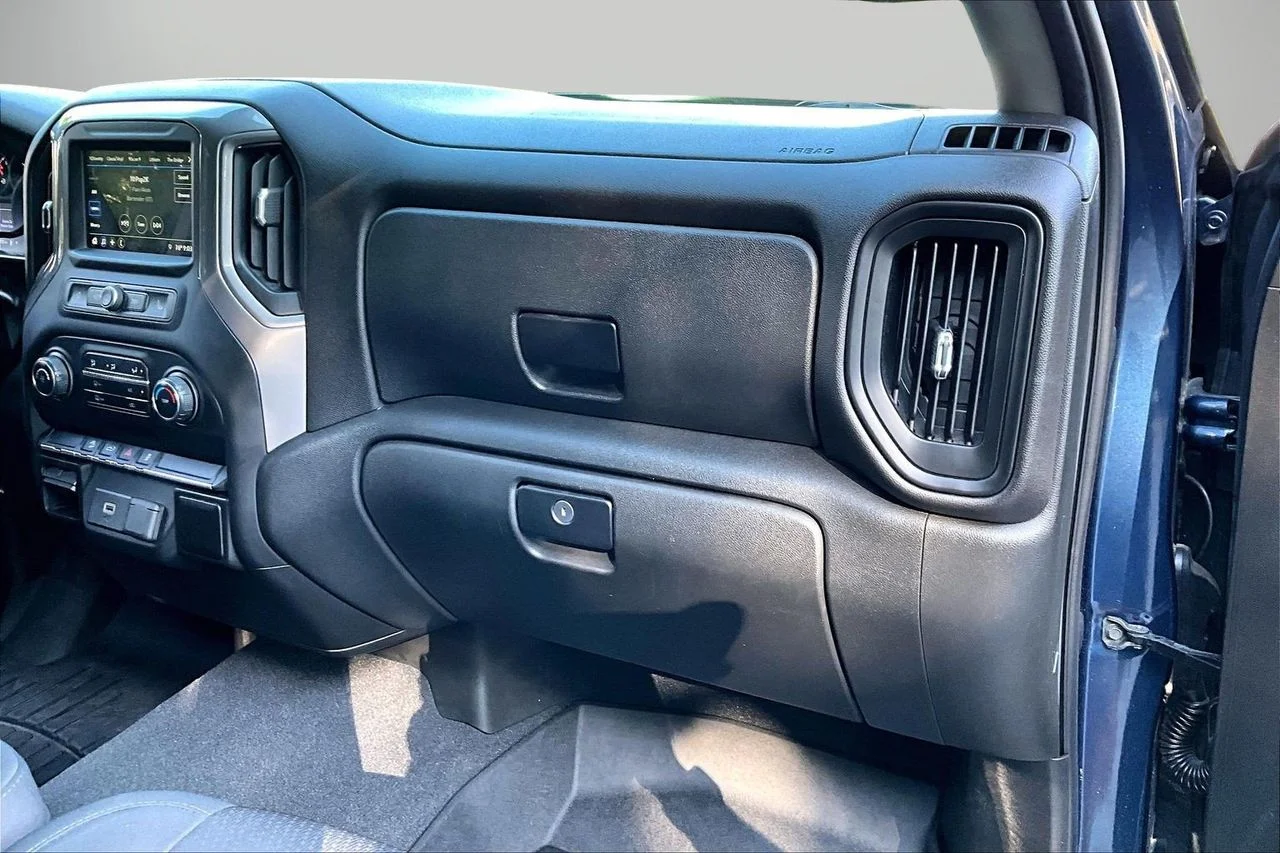Used 2019 Blue Chevrolet Custom Trail Boss image 19