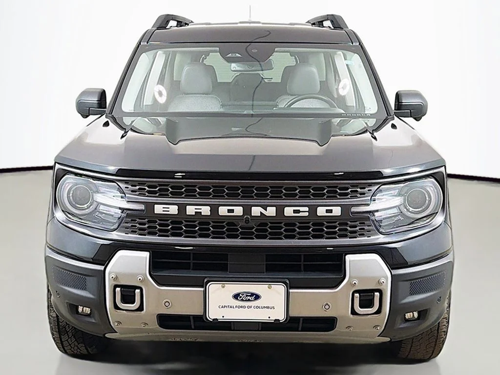 Used 2025 Shadow Black Ford Badlands image 12